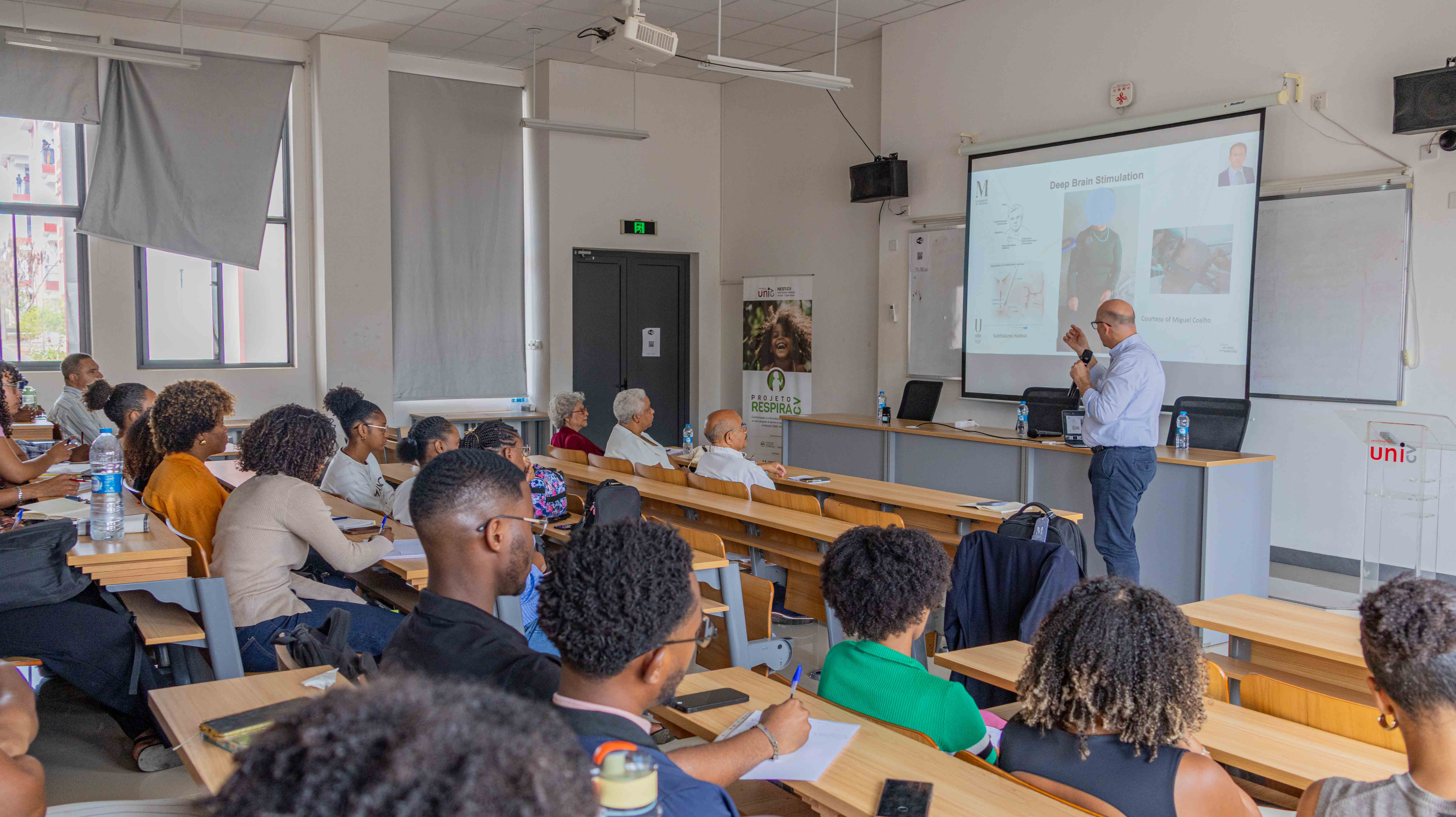 Uni-CV debate futuro da doença de Parkinson em Cabo Verde