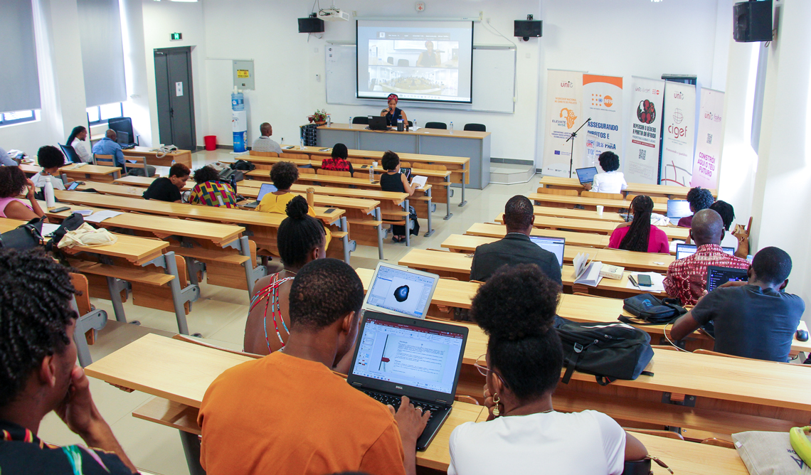 IV Painel discute género, família e academia em África