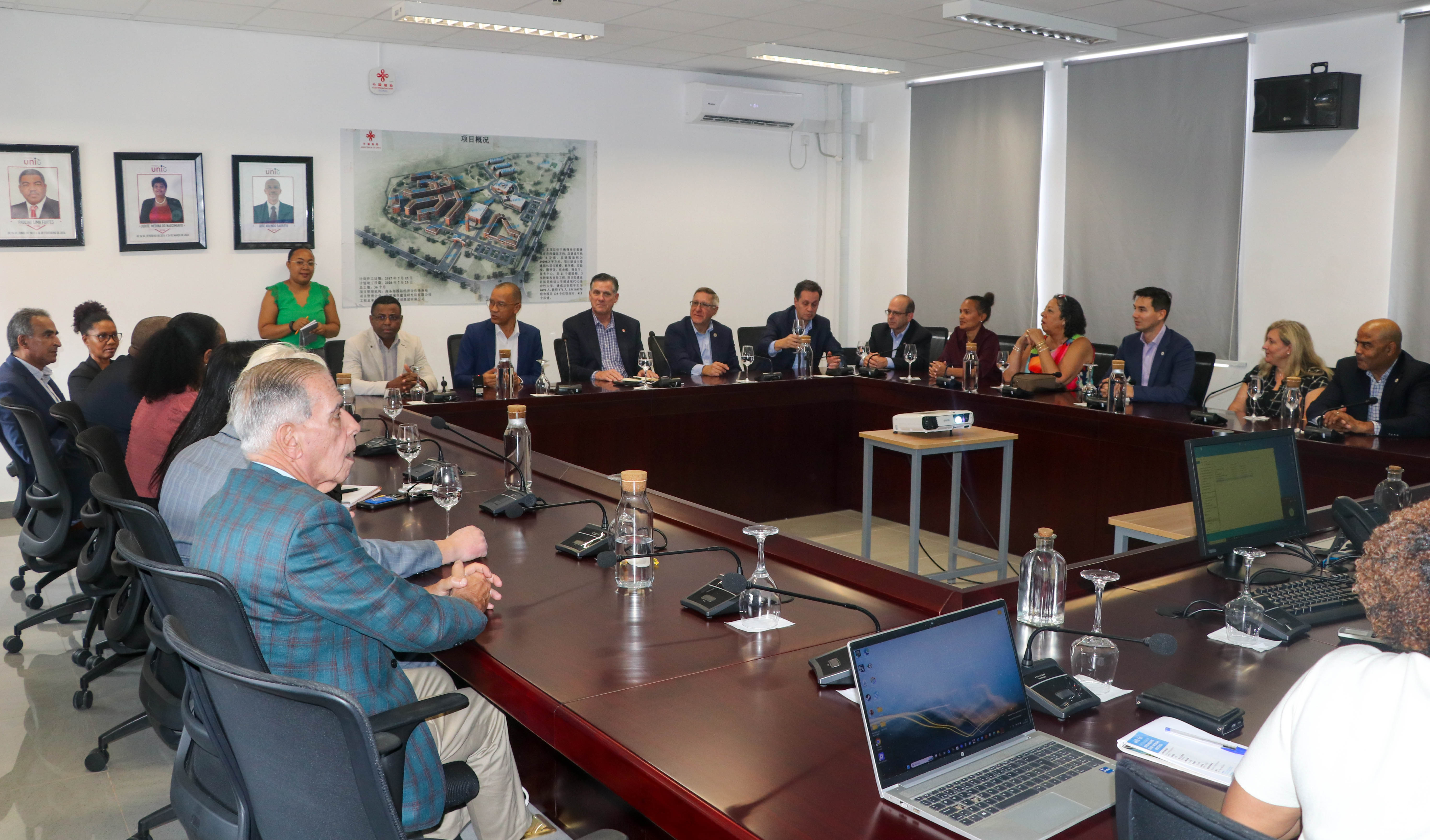 Delegação de Bridgewater State University visita Uni-CV e projeta nova fase da cooperação académica