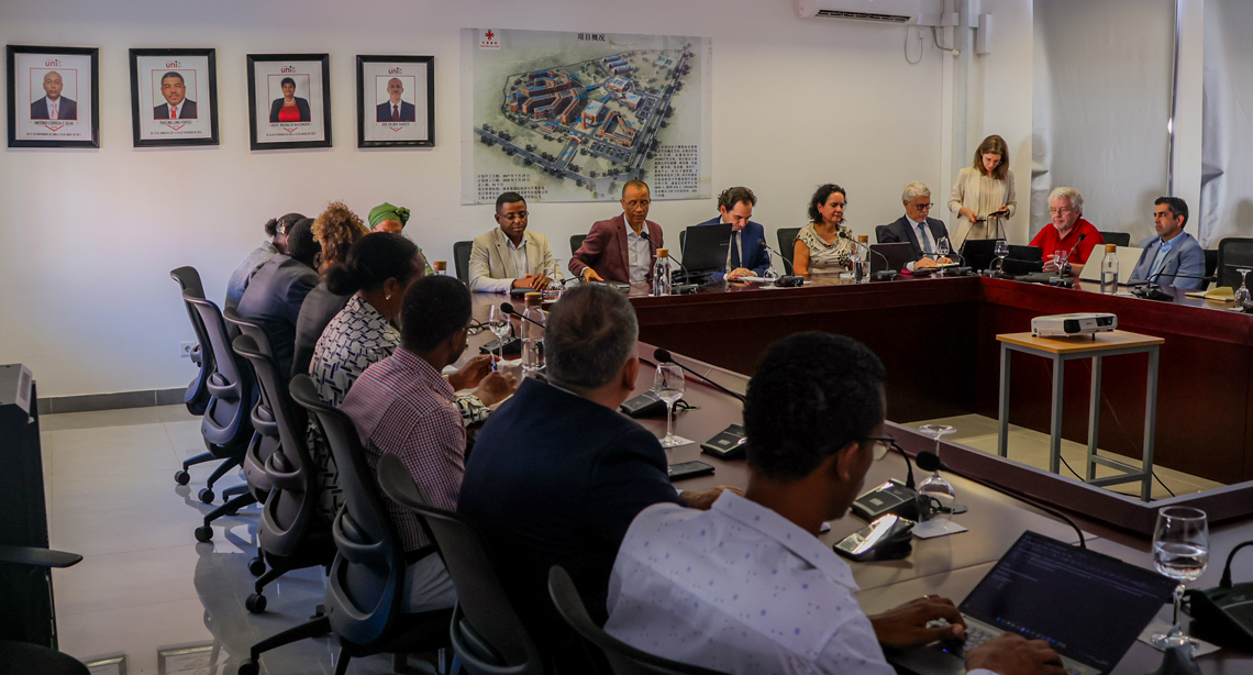 Uni-CV e Universidade de Coimbra querem mais médicos a ficar em Cabo Verde e novas oportunidades em Ciências da Saúde