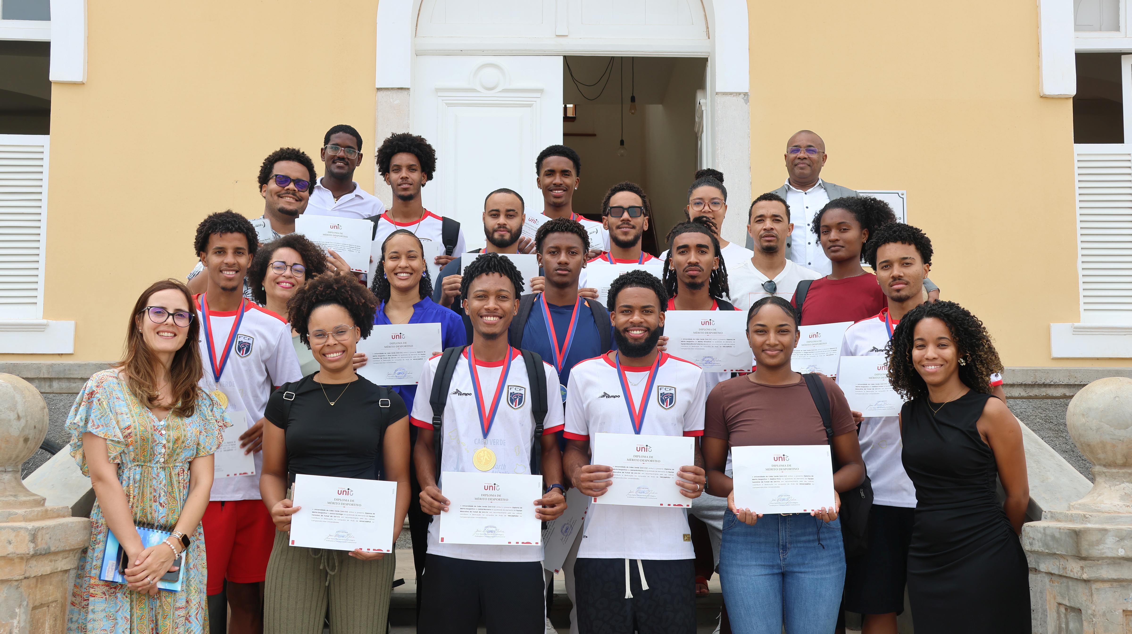Uni-CV distingue seleções de futsal após conquistas no interuniversitário 