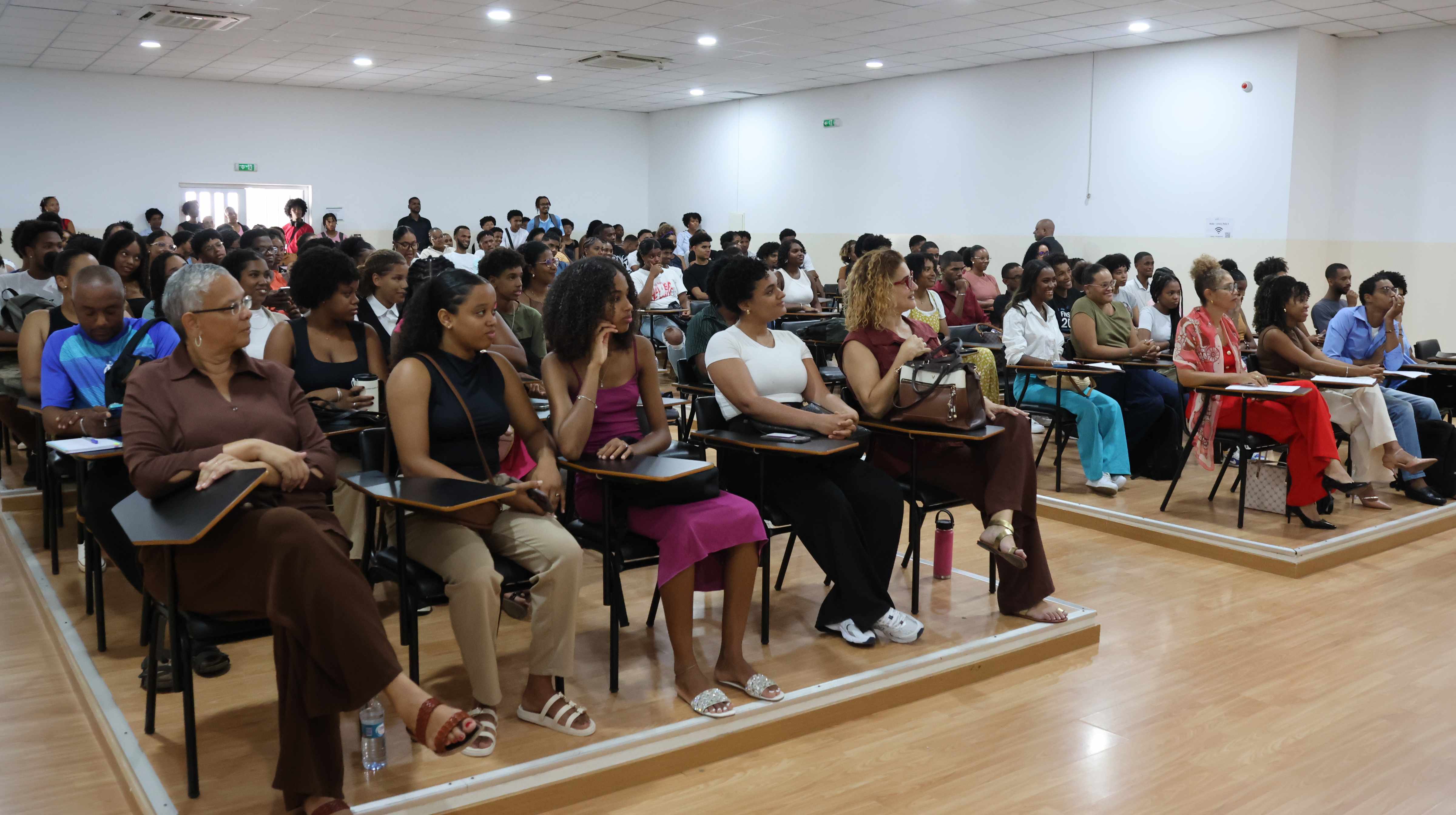 Uni-CV acolhe novos estudantes no Polo II