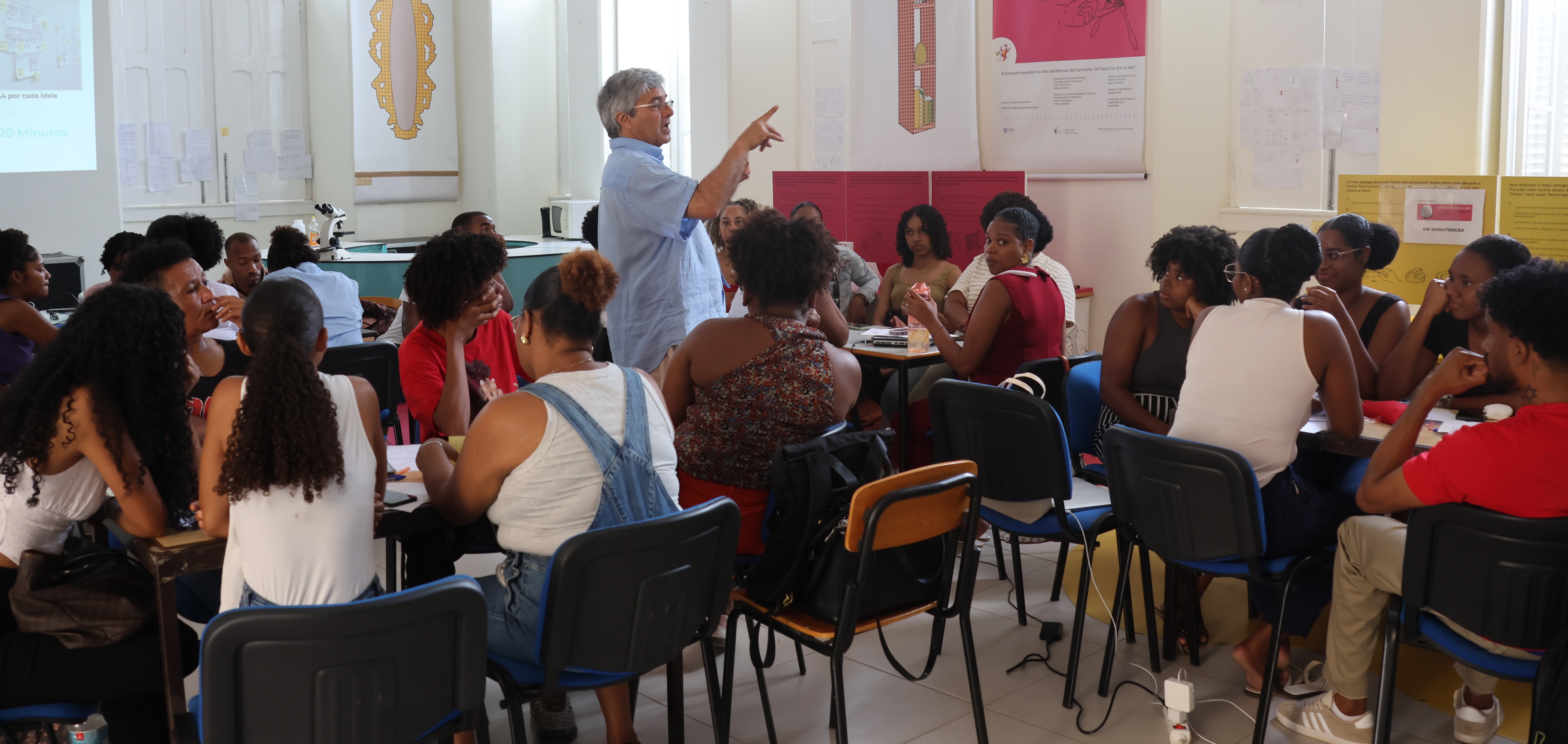 Seminário destaca potencial da Inteligência Artificial para o ensino e a investigação