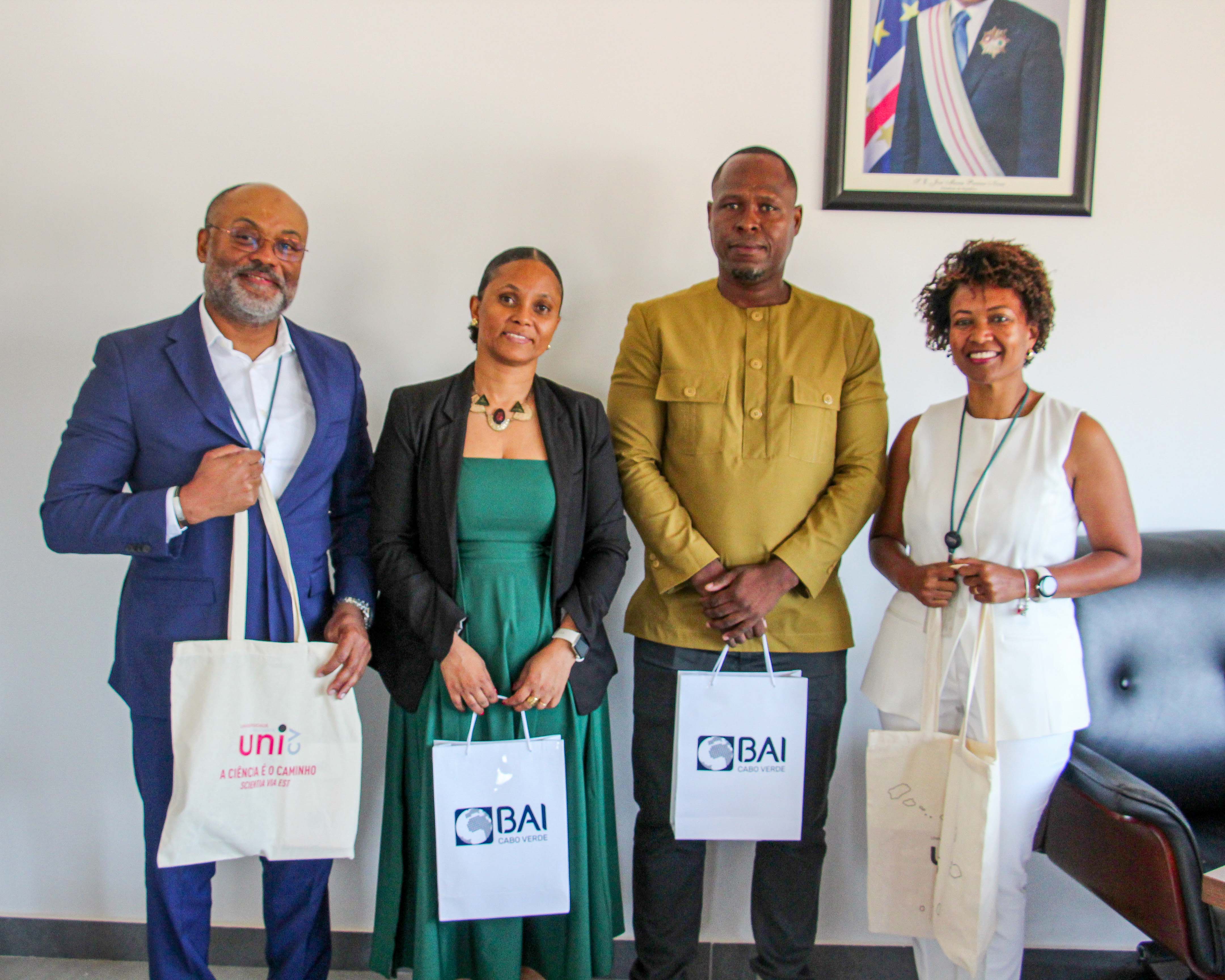 Uni-CV e Banco BAI reforçam a cooperação