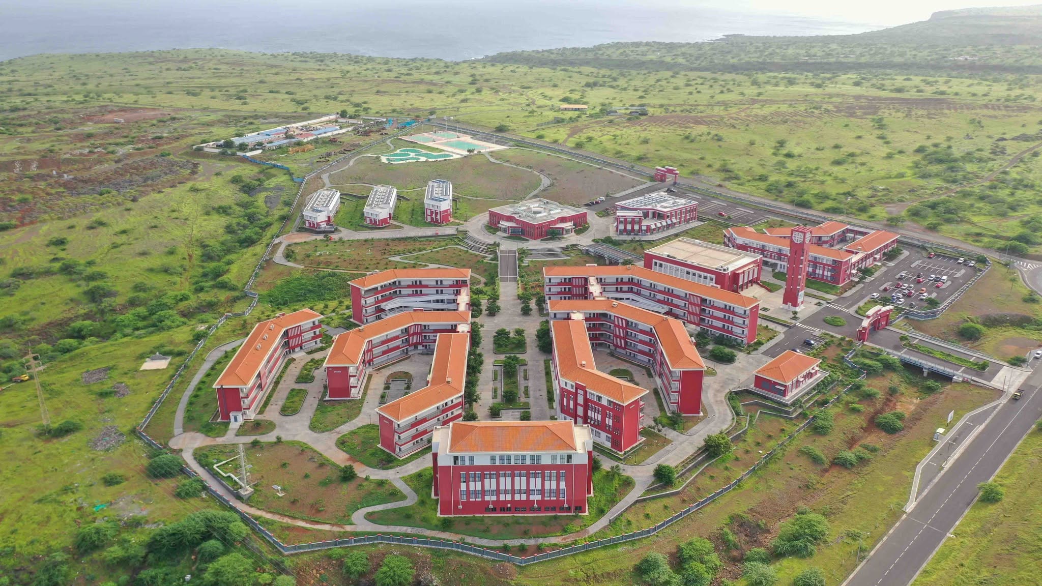 Conselho da Universidade elege novos membros do Conselho Consultivo da Uni-CV