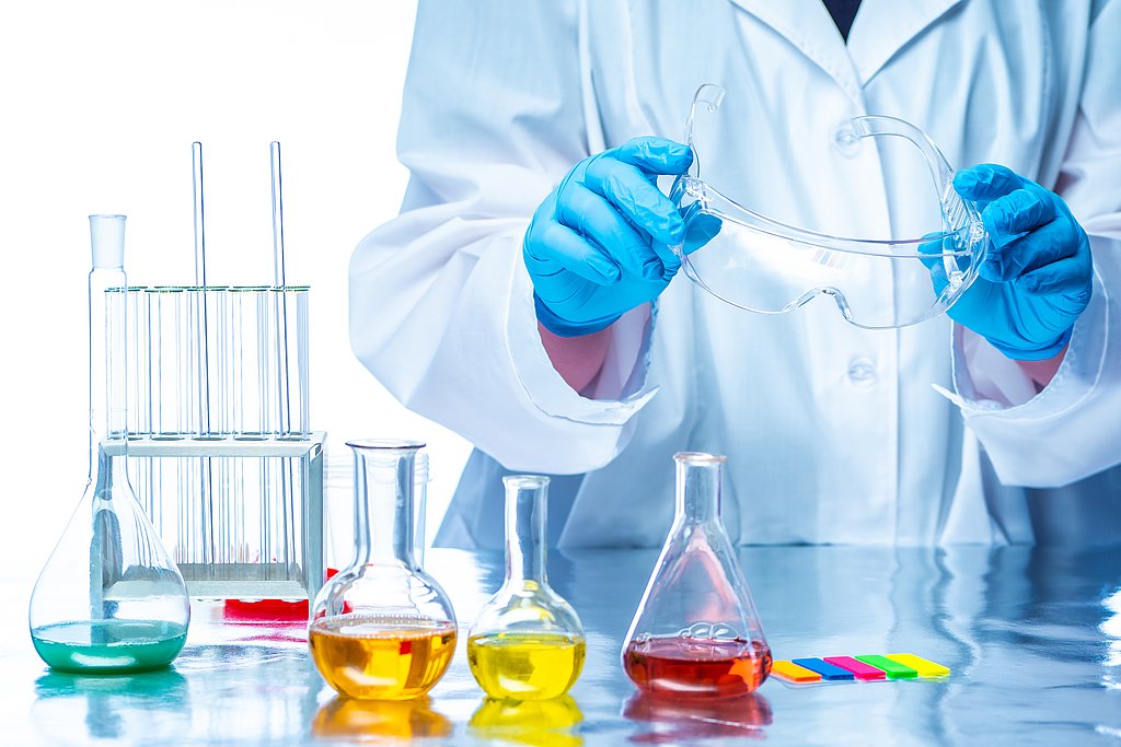 Curso de Práticas Laboratoriais em Química regressa à Uni-CV para a sua 2ª edição