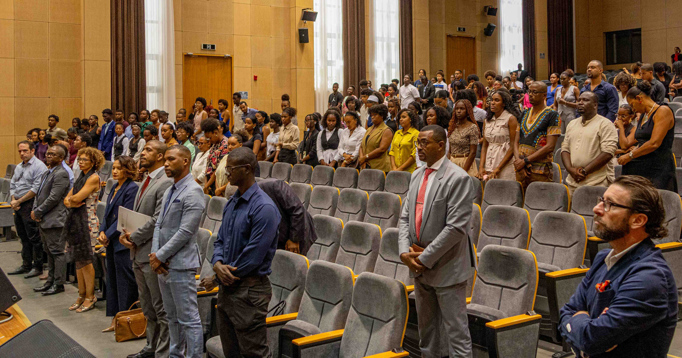 Congresso presta homenagem ao “Pai da Constituição” e ao Mestre Nilton Mendes