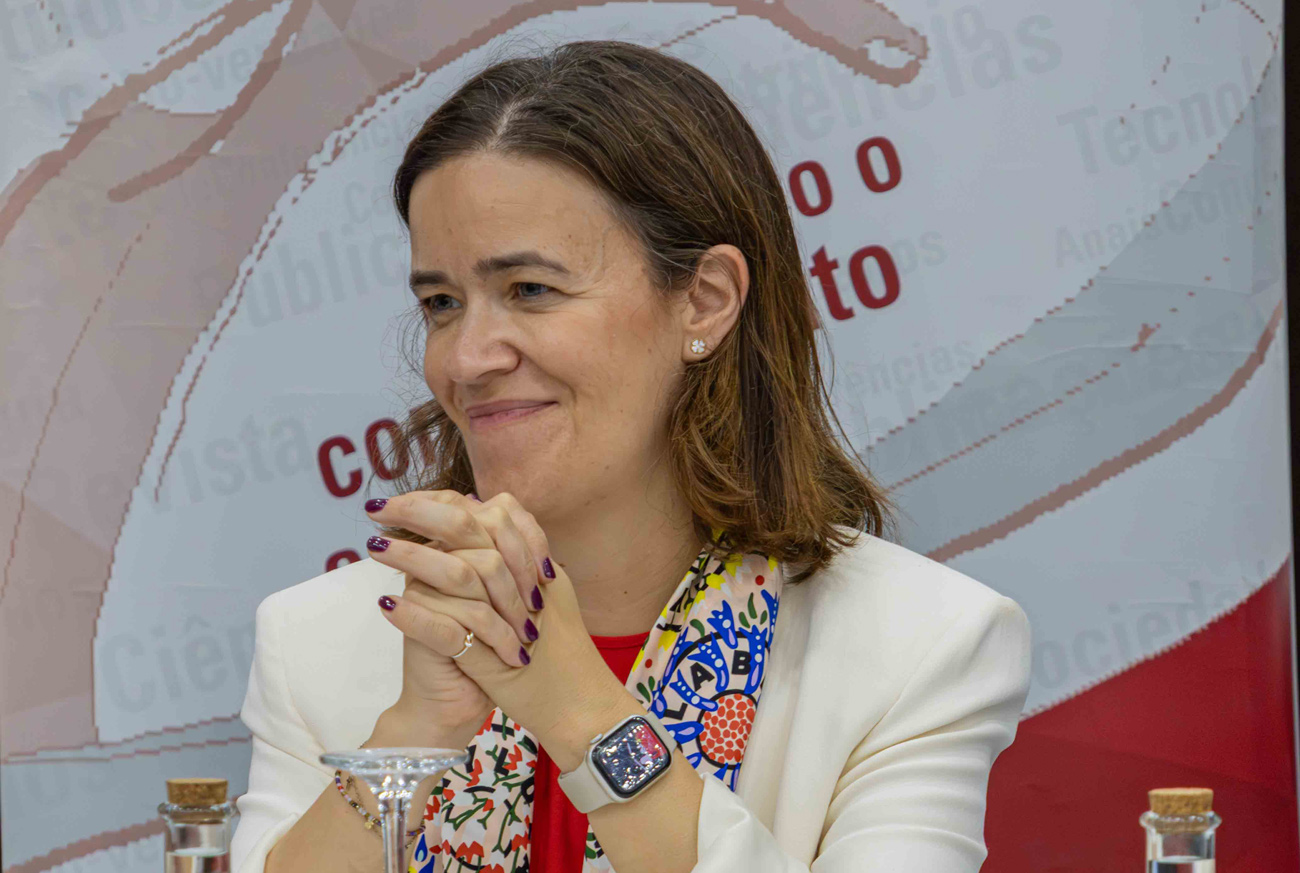 Secretária de Estado da Saúde de Portugal pede aos futuros médicos da Uni-CV que fiquem em Cabo Verde