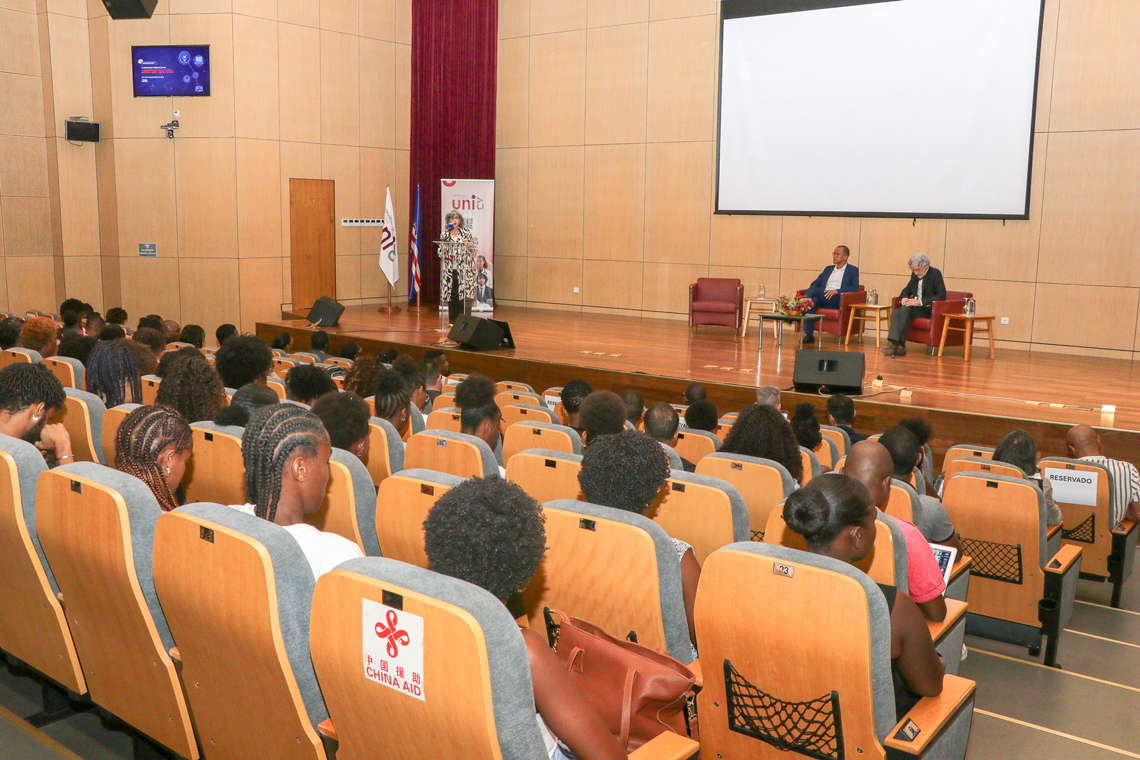 Uni-CV recebe VI Encontro Internacional da Associação de Educação a Distância dos Países de Língua Portuguesa