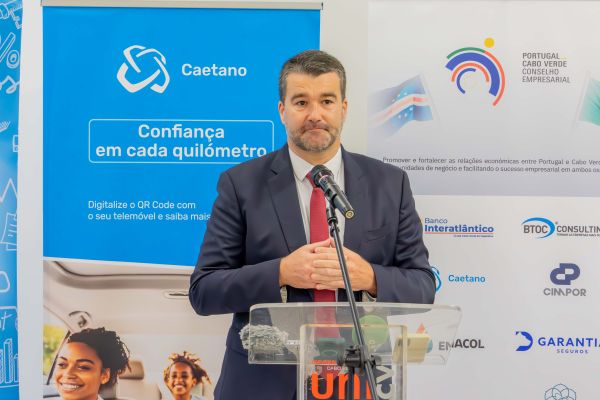 feira-de-emprego-6-55278913120-o295ACCF7-8C71-0955-8167-FE48A37973A2.jpg